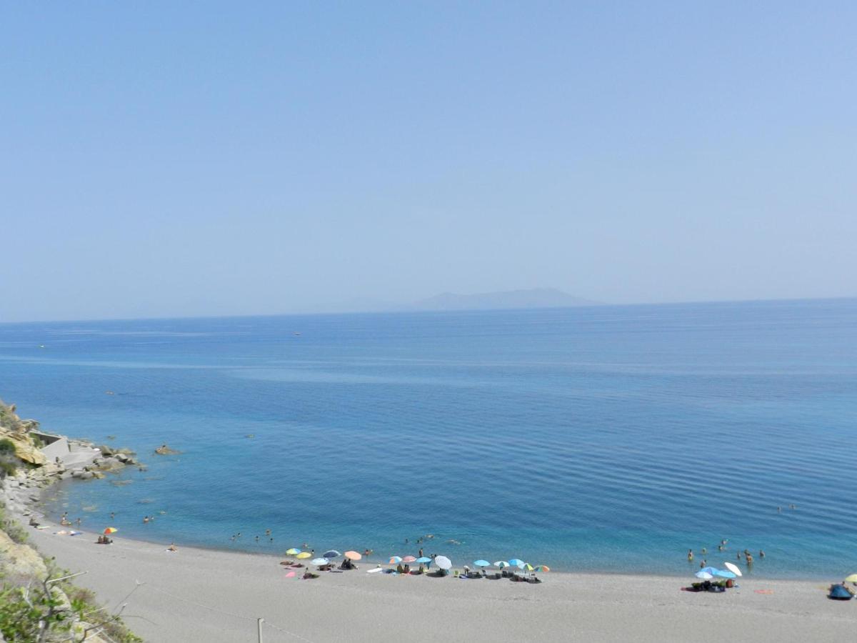Apartment In Patti Marina: A Step Away From The Sea And From The Center! Esterno foto