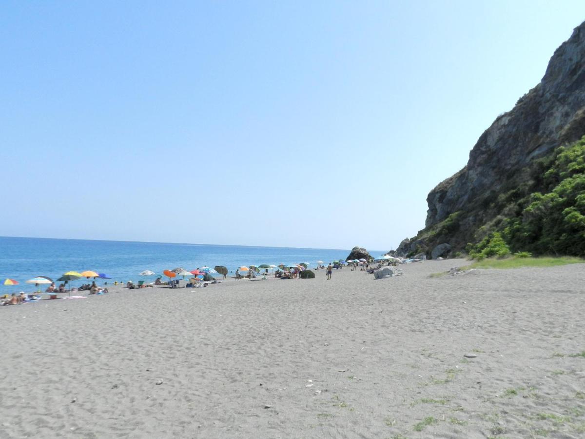 Apartment In Patti Marina: A Step Away From The Sea And From The Center! Esterno foto